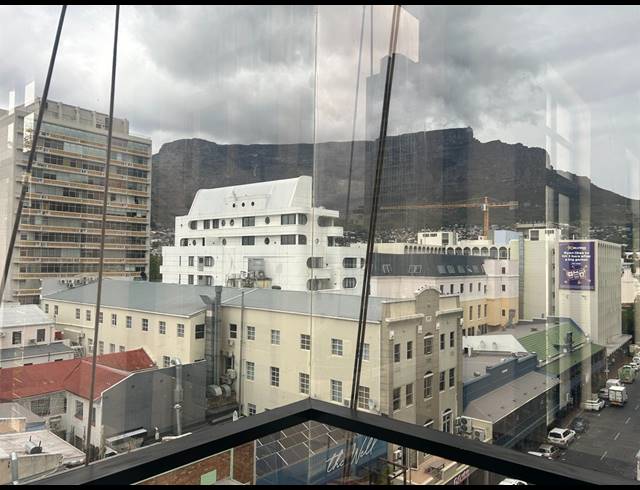 215M² BUILDING TO LET IN CAPE TOWN CITY CENTRE
